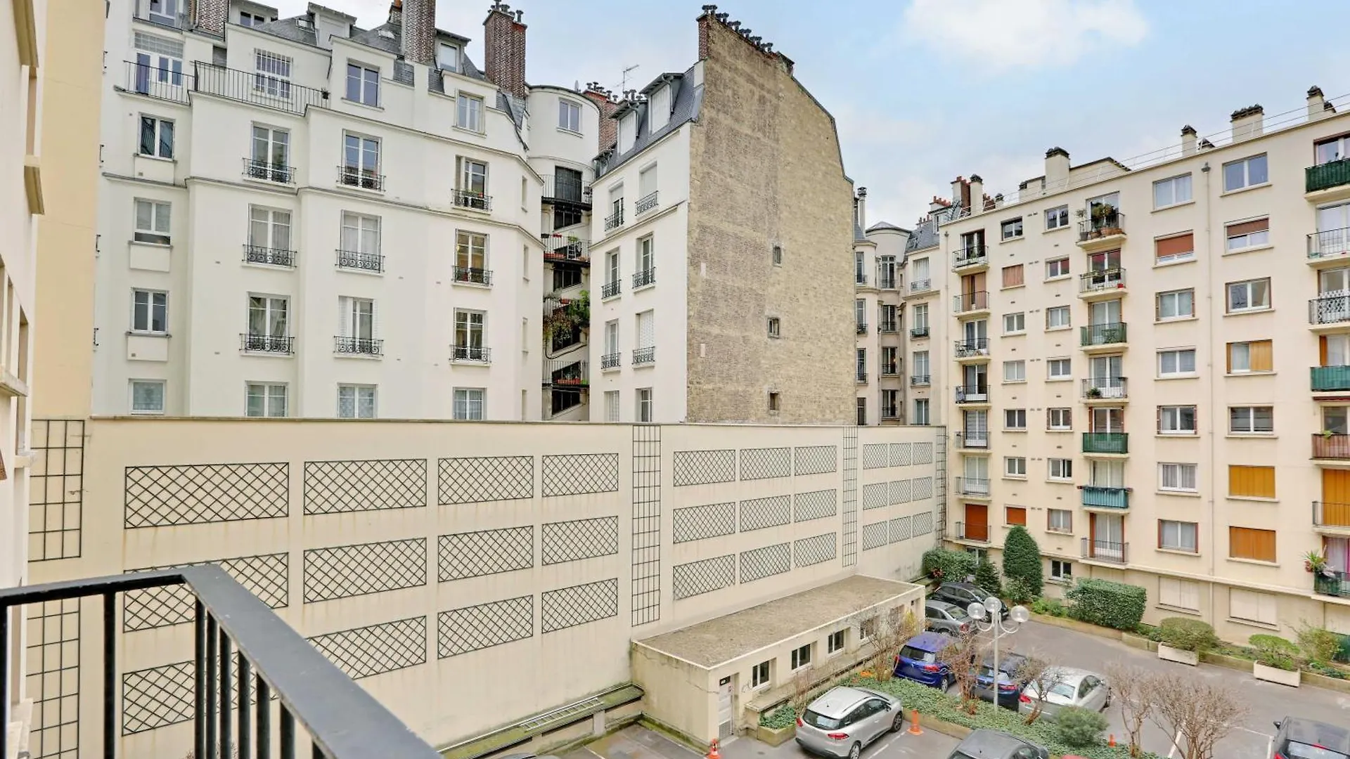 Charming Apartment - 2Br-6P - Paris Expo 0*,  France